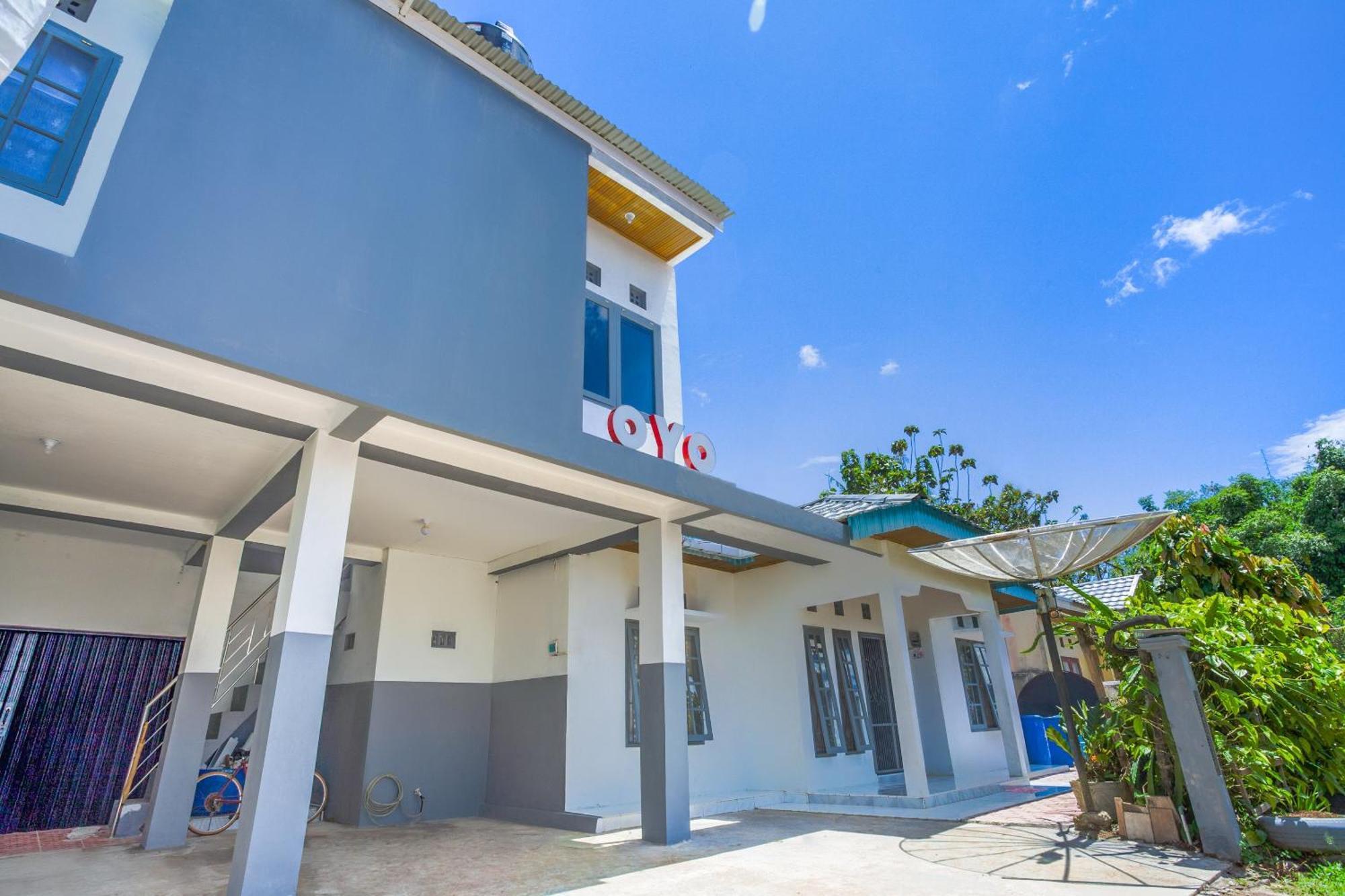 Oyo 2903 Putri Residence Syariah Bukittinggi Kültér fotó